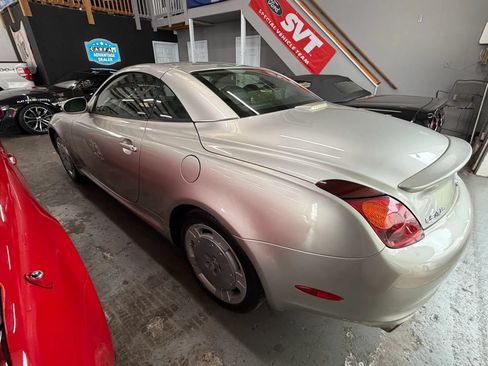 Used 2002 Lexus SC 430 Convertible RWD image 4