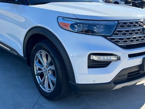 Used 2023 Ford Explorer Limited w/ Equipment Group 301A image 10