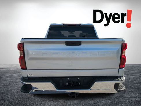 Used 2021 Chevrolet Silverado 1500 LT image 3