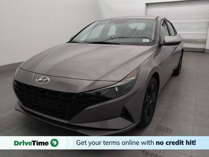 Used 2023 Hyundai Elantra SEL w/ Cargo Package