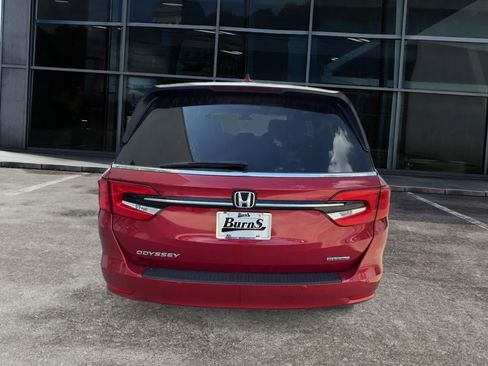Certified 2023 Honda Odyssey Touring image 5