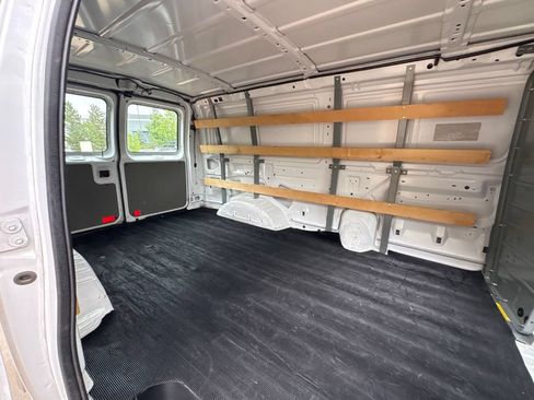 Used 2012 Ford E-250 and Econoline 250 w/ PWR Group RWD image 15