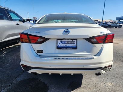 Used 2022 Nissan Altima 2.5 SV w/ SV Premium Package