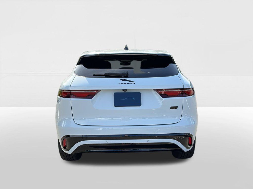 Used 2026 Jaguar F-PACE R-Dynamic S AWD/4WD image 6
