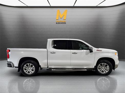 Used 2022 Chevrolet Silverado 1500 LTZ w/ Z71 Off-Road Package image 2