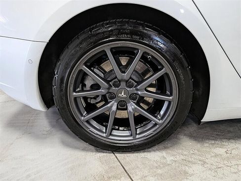 Used 2020 Tesla Model 3 Long Range AWD/4WD image 13