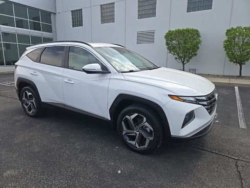 Used 2023 Hyundai Tucson SEL w/ Convenience Package AWD/4WD image 4