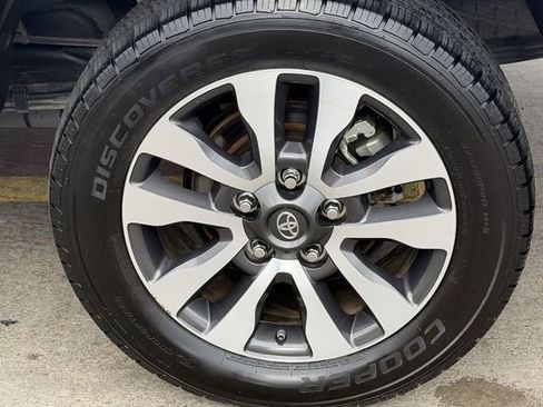 Used 2020 Toyota Tundra Limited RWD image 8