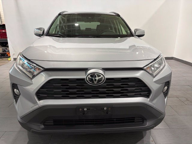 Used 2020 Toyota RAV4 XLE w/ Convenience Package AWD/4WD image 8