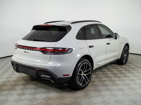 Certified 2023 Porsche Macan AWD/4WD image 28