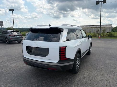 Used 2026 Hyundai Palisade SEL FWD image 3