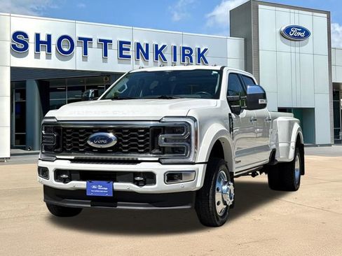 Certified 2024 Ford F450 Limited w/ FX4 Off-Road Package image 3