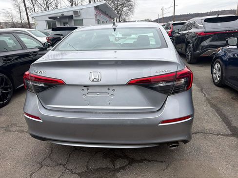 Used 2023 Honda Civic Sport image 7