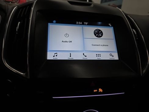 Used 2019 Ford Edge Titanium AWD/4WD image 16