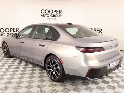 Certified 2023 BMW 740i RWD image 25