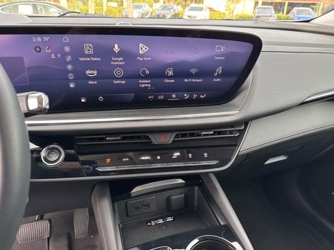 Used 2025 Buick Envision Preferred image 25