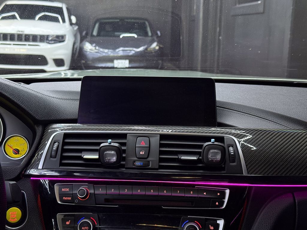 Used 2018 BMW M4 Coupe RWD image 20