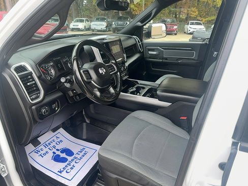 Used 2021 RAM 2500 Big Horn w/ Level 1 Equipment Group image 12