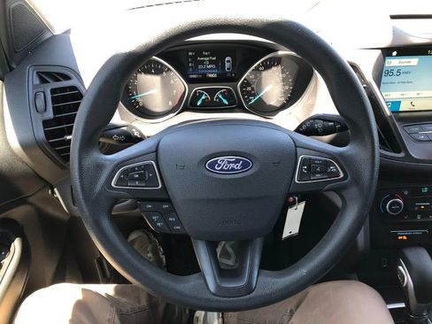 Used 2018 Ford Escape SE w/ SE Sync 3 Package AWD/4WD image 21