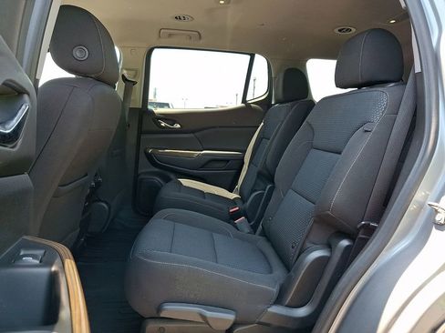 Certified 2023 GMC Acadia SLE FWD image 11