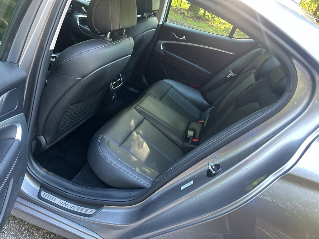 Used 2026 Genesis G70 2.5T RWD image 27