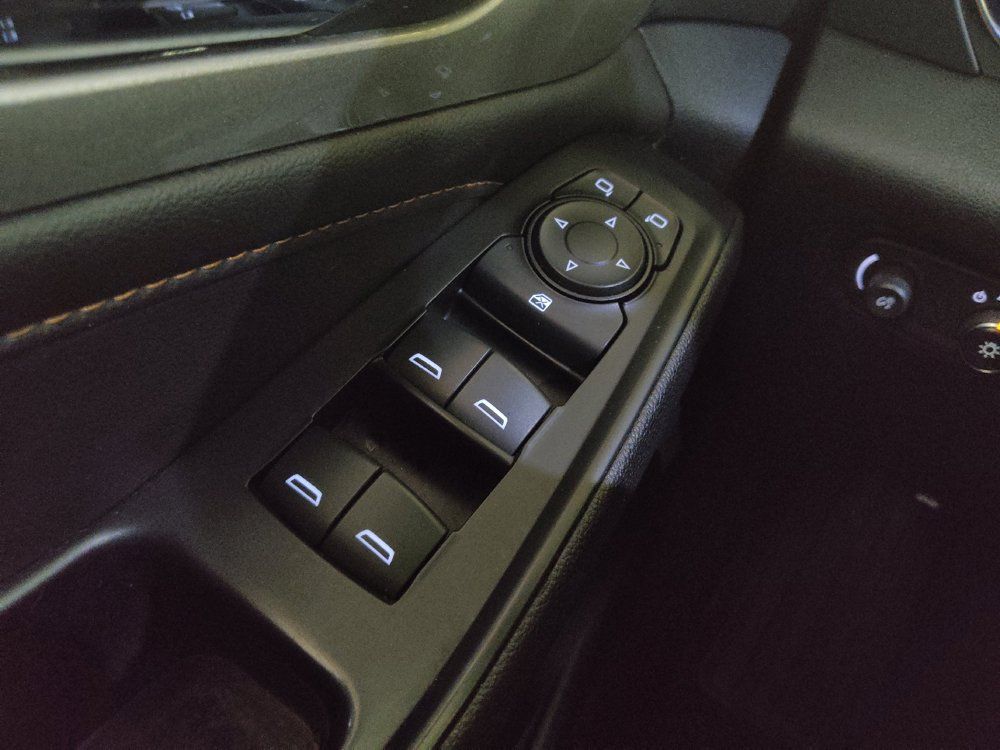 Used 2020 Chevrolet Traverse LS FWD image 27