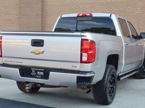 Used 2017 Chevrolet Silverado 1500 LTZ Z71 AWD/4WD image 9