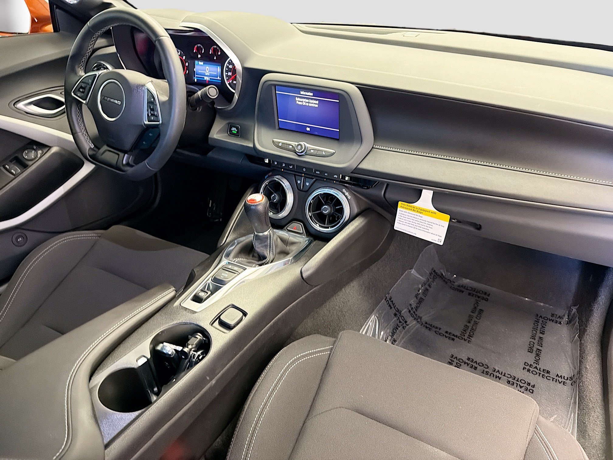 Used 2022 Chevrolet Camaro LT RWD image 12