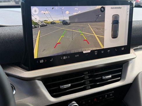 New 2027 Ford Explorer Active AWD/4WD image 22