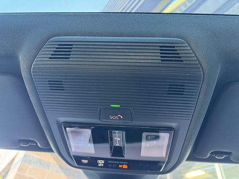 Used 2021 Volkswagen ID.4 Pro S w/ ID.4 Protection Package image 25