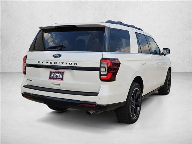 Used 2023 Ford Expedition Limited AWD/4WD image 5