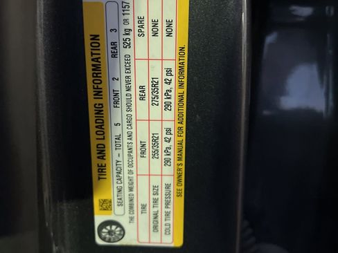 Used 2022 Tesla Model Y Performance image 29