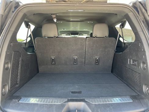 Used 2025 GMC Yukon XL Denali AWD/4WD image 20