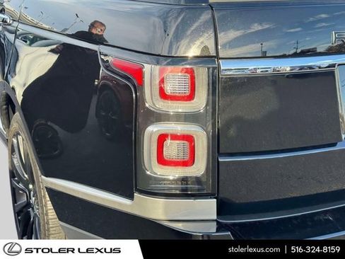 Used 2022 Land Rover Range Rover SV Autobiography Dynamic image 11