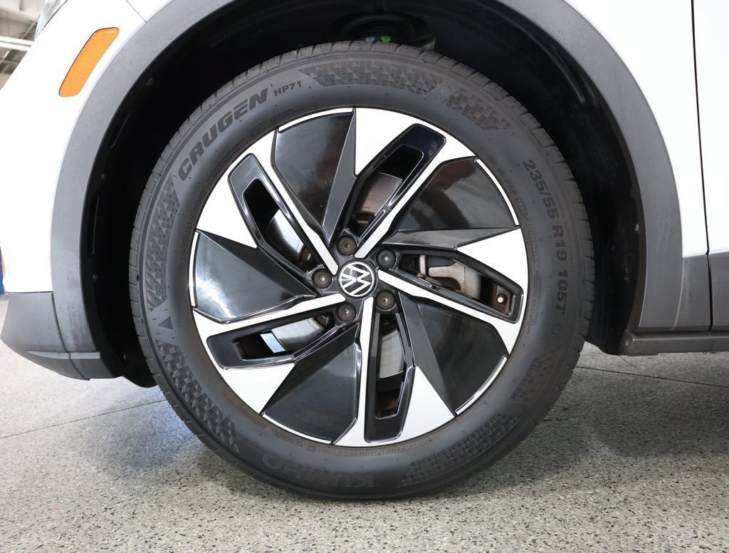 Used 2022 Volkswagen ID.4 Pro S RWD image 5