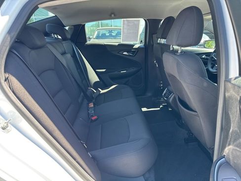 Used 2023 Chevrolet Malibu LT FWD image 18