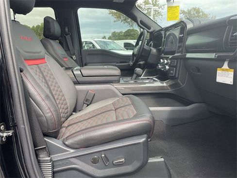 New 2025 Ford F150 Lariat w/ Equipment Group 502A High image 31