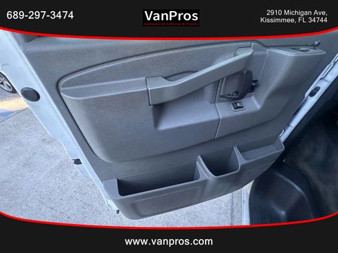 Used 2018 Chevrolet Express 3500 LT w/ LT Preferred Equipment Group image 8