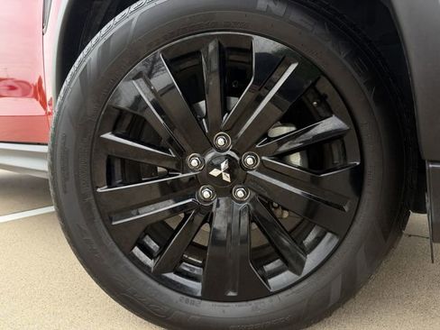 Used 2025 Mitsubishi Outlander Sport AWD image 10