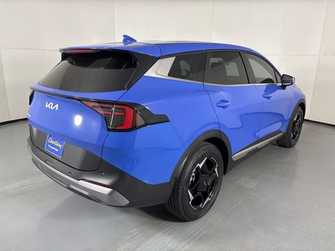New 2026 Kia Sportage EX FWD image 8