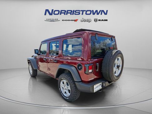 Certified 2022 Jeep Wrangler Unlimited Sport w/ Sun And Sound Package image 4
