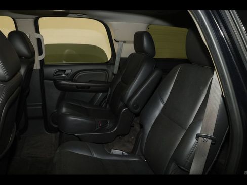 Used 2012 GMC Yukon Denali AWD/4WD image 28