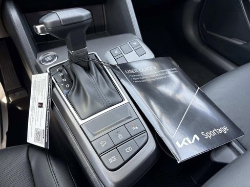 New 2026 Kia Sportage EX FWD image 31