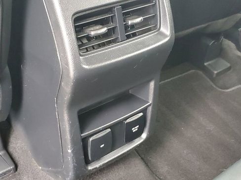 Used 2020 Ford Edge SEL w/ Convenience Package image 33