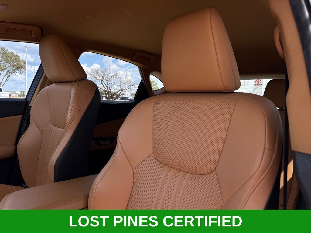 Used 2022 Lexus NX 250 FWD w/ Towing Package (2000 Lbs) image 10