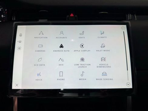 New 2025 Land Rover Discovery Sport S image 17
