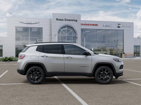 New 2026 Jeep Compass Latitude AWD/4WD image 21