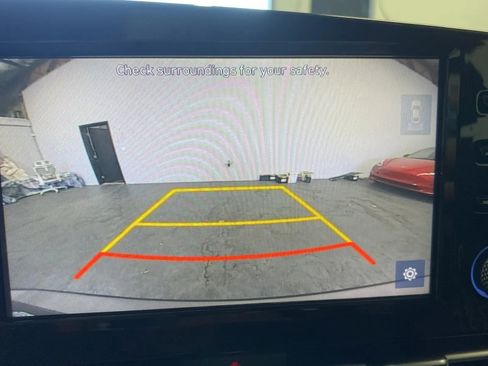 Used 2022 Hyundai Elantra SEL w/ Convenience Package image 20