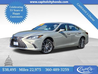 Used 2024 Lexus ES 300h w/ Premium Package