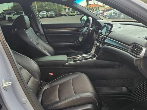 Used 2022 Honda Accord Sport image 18